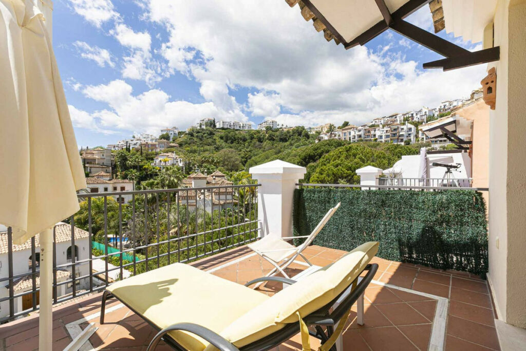 Townhouse Los Arqueros Málaga - image 49