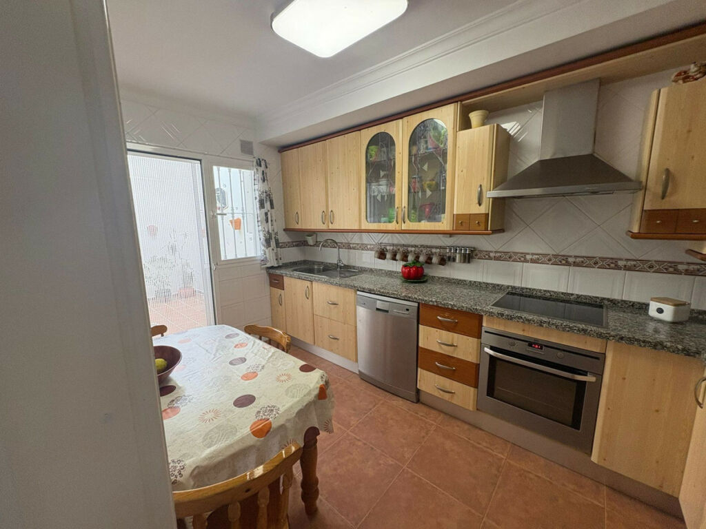 Townhouse Benalmadena Málaga - image 9