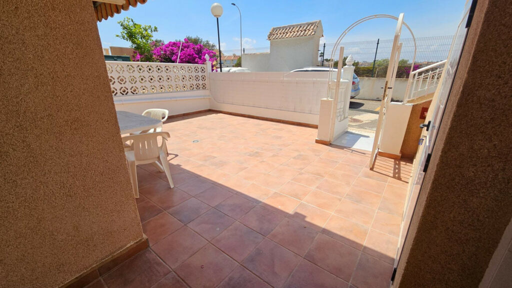 Bungalow Torrevieja Alicante - image 5