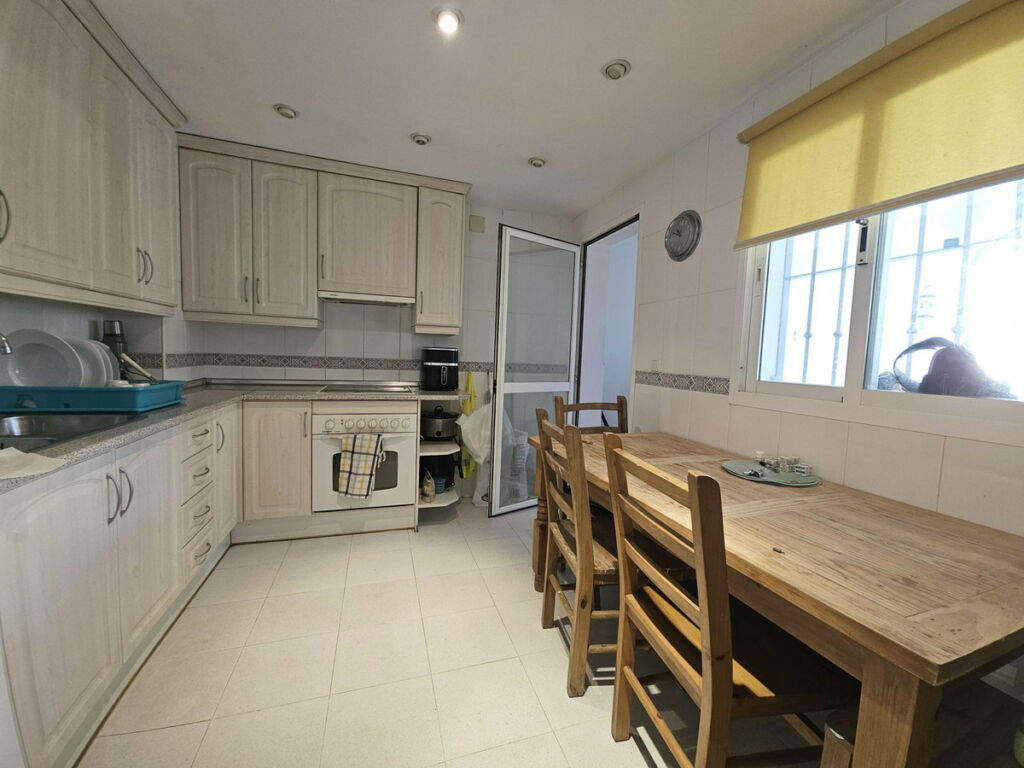 Semi-Detached House Atalaya Málaga - image 5