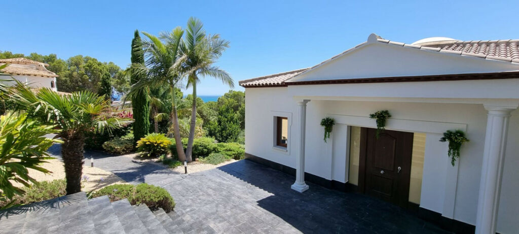 Detached Villa Altea Alicante - image 5