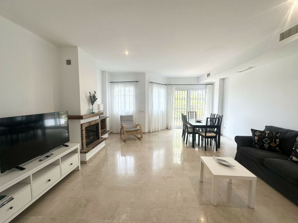 Townhouse Alhaurín de la Torre Málaga - image 5