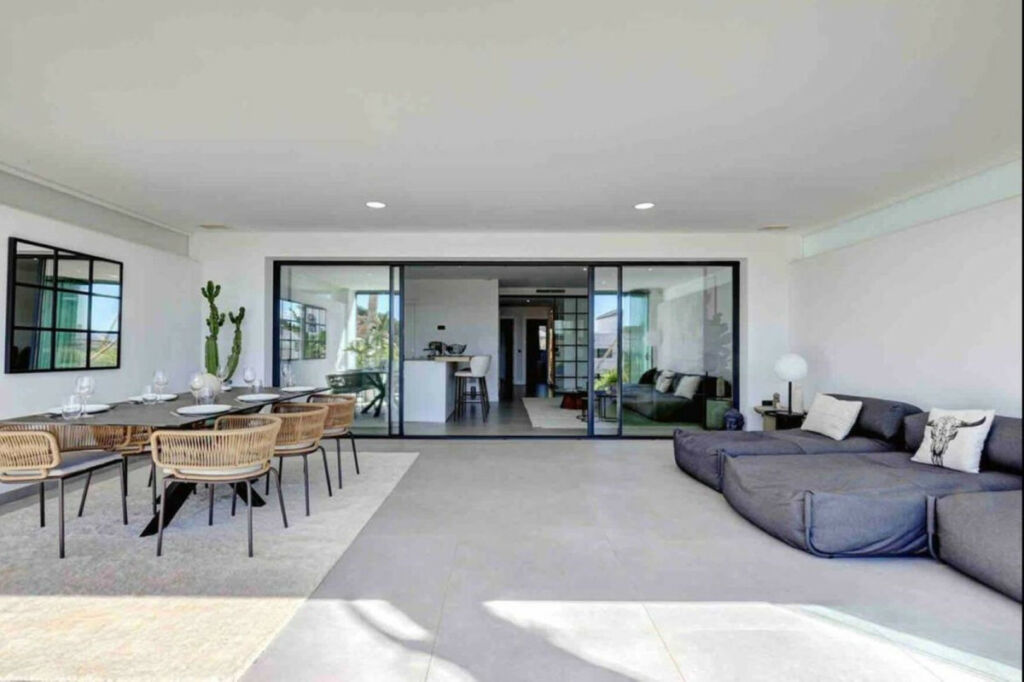 Ground Floor Apartment Estepona Málaga - image 5