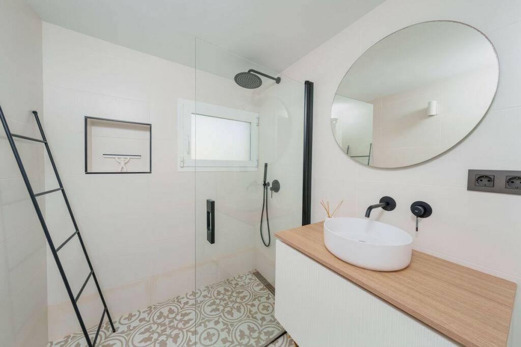 Townhouse Estepona Málaga - image 5
