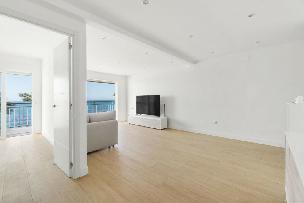 Middle Floor Apartment Playa Del Cura Alicante - image 5