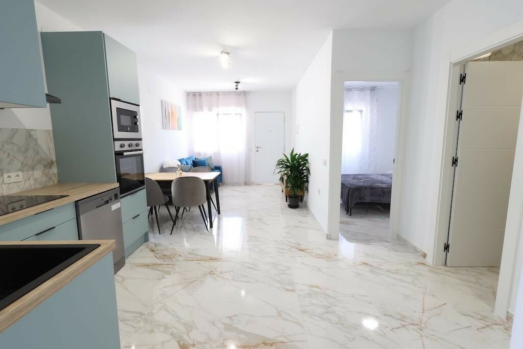 Townhouse San Luis Alicante - image 4