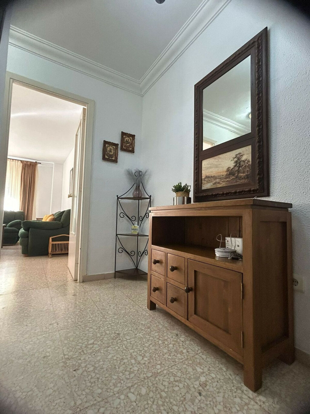 Middle Floor Apartment Estepona Málaga - image 5