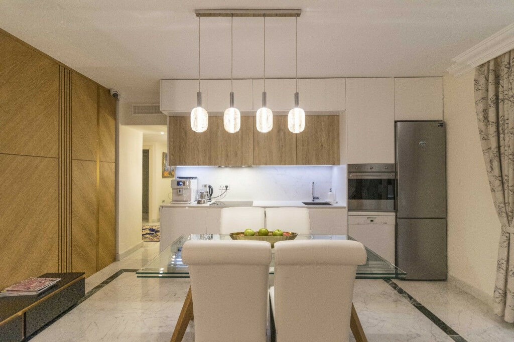 Middle Floor Apartment Puerto Banús Málaga - image 10