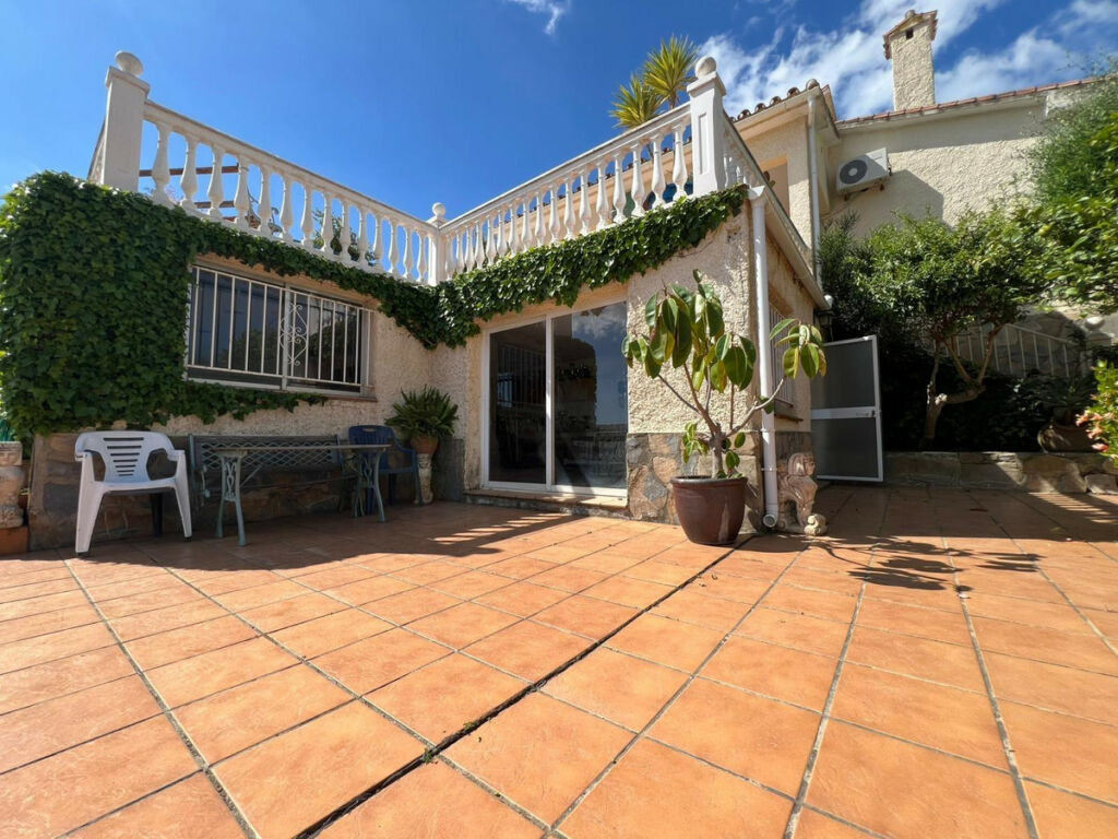 Detached Villa Benalmadena Málaga - image 5