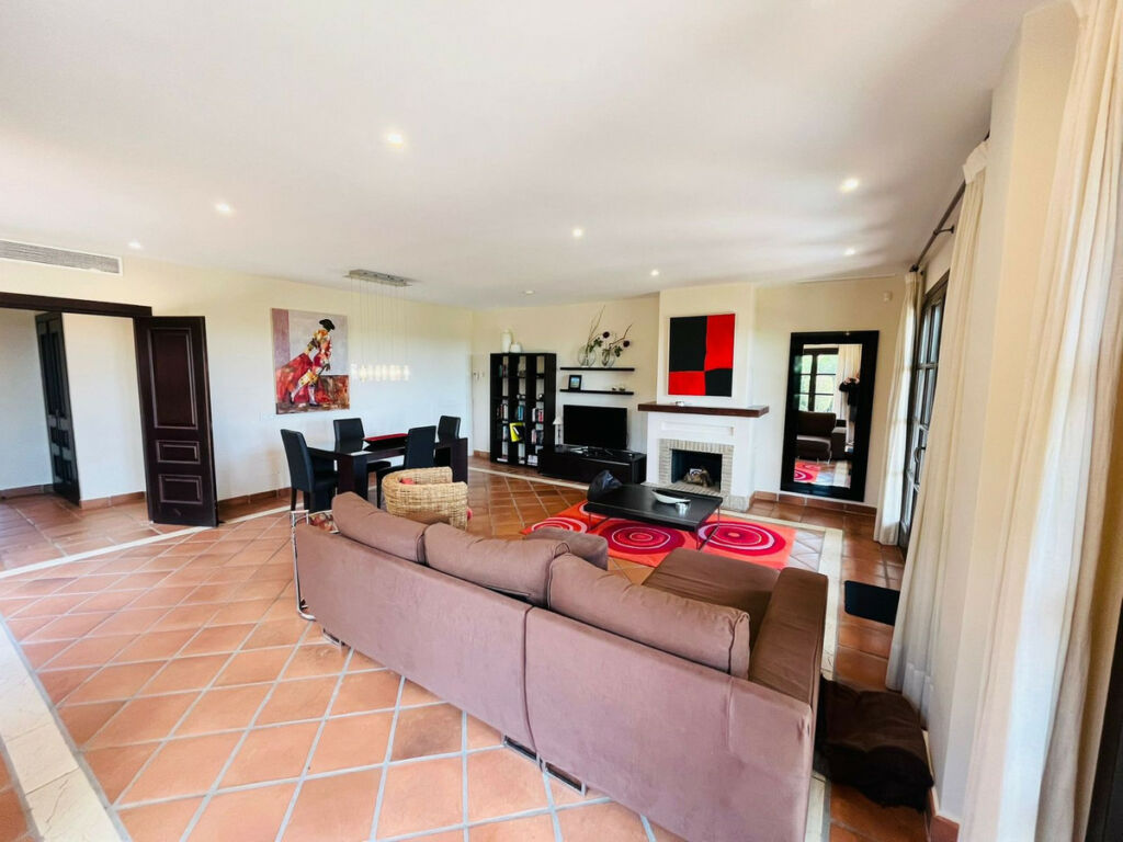 Semi-Detached House Sotogrande Cádiz - image 5