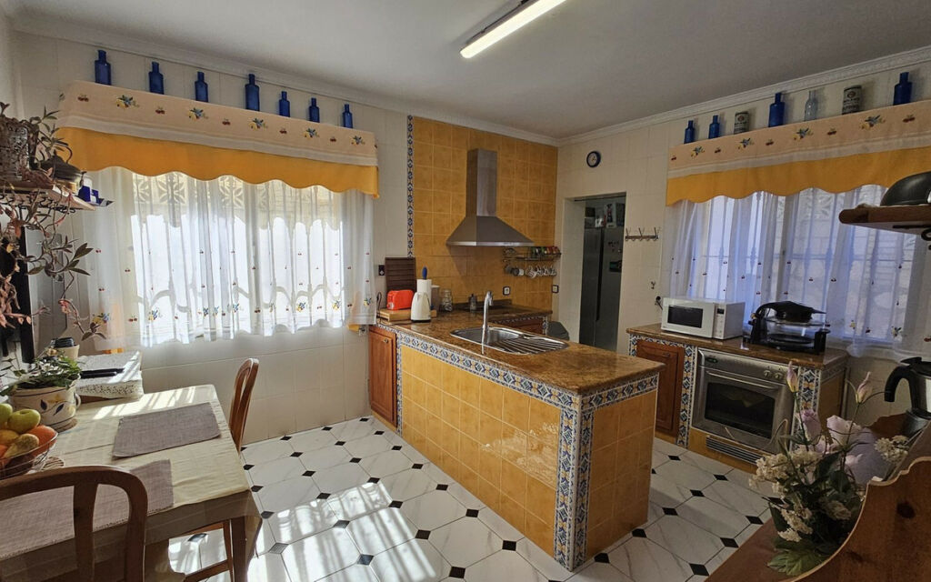 Detached Villa Alhaurín de la Torre Málaga - image 5