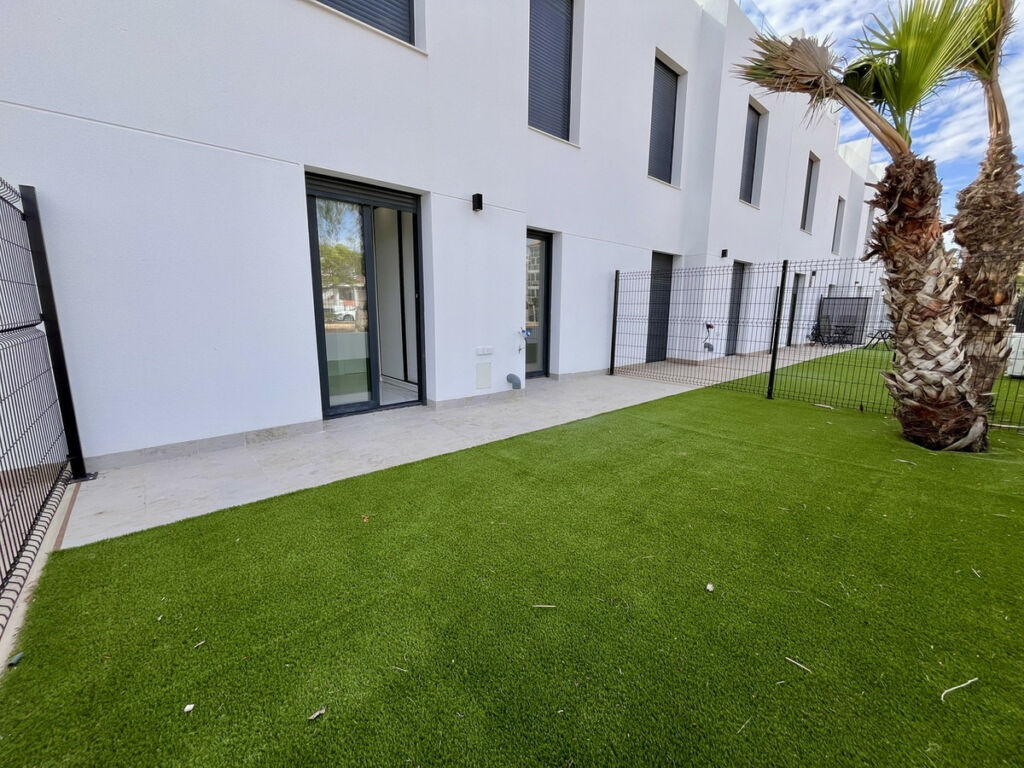 Ground Floor Apartment Playa Flamenca Alicante - image 5