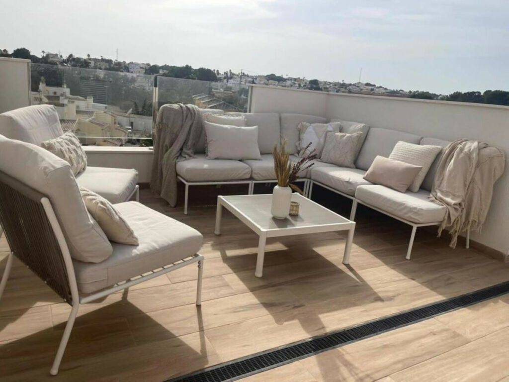 Penthouse Villamartin Alicante - image 5