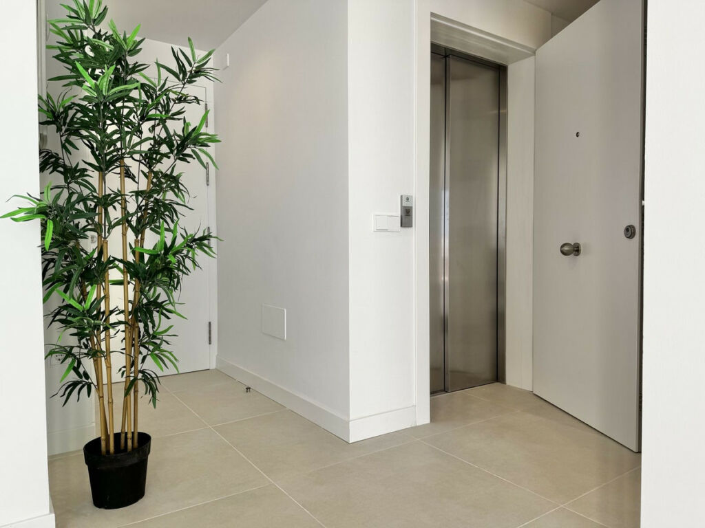 Penthouse Fuengirola Málaga - image 5
