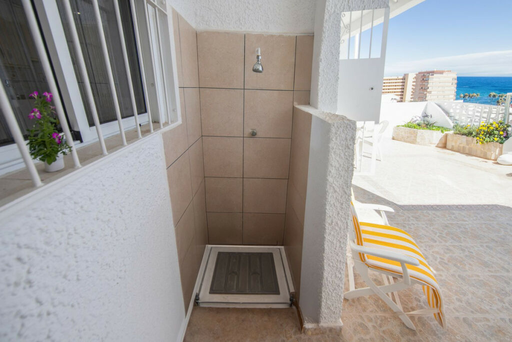 Ground Floor Apartment Torrevieja Alicante - image 5