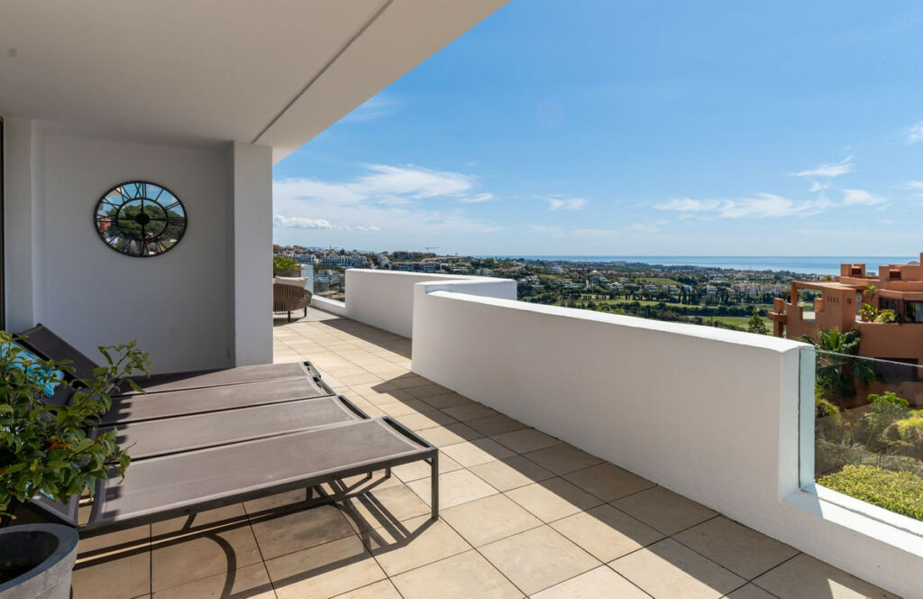 Penthouse Los Flamingos Málaga - image 5