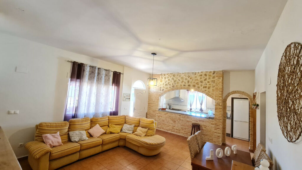 Detached Villa La Romana Alicante - image 5