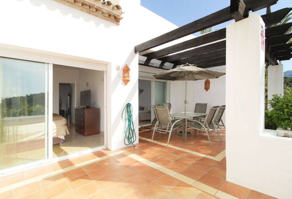 Ground Floor Apartment La Quinta Málaga - image 5