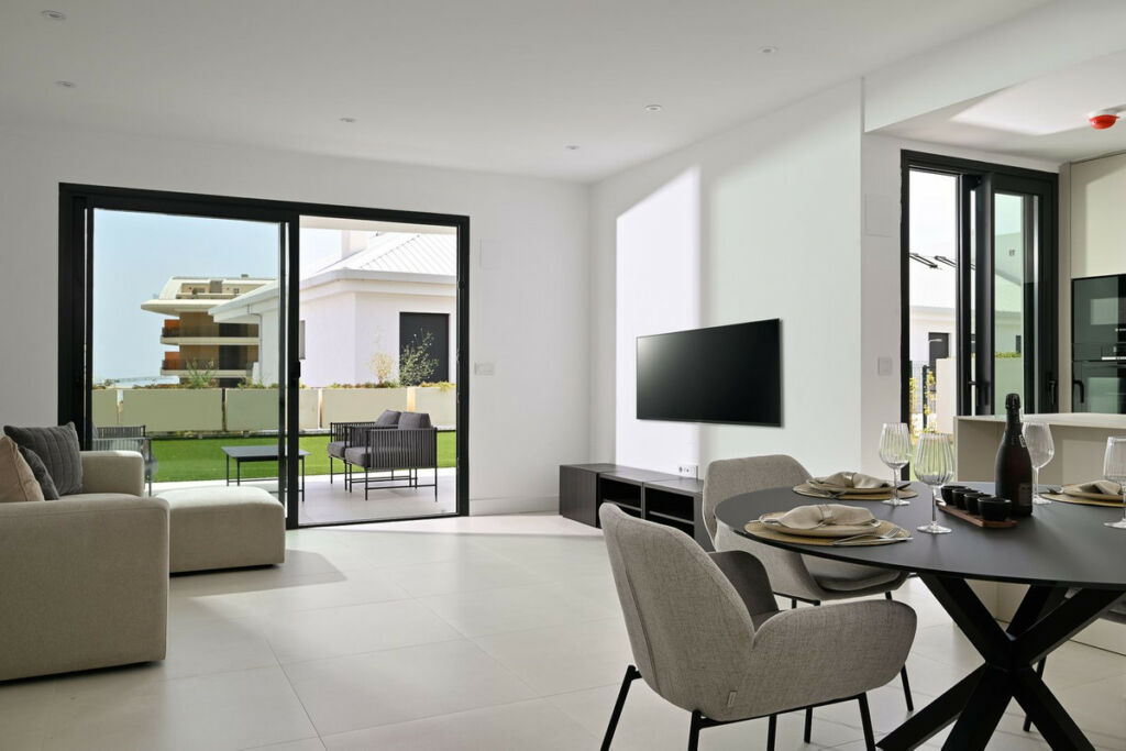 Ground Floor Apartment Fuengirola Málaga - image 5