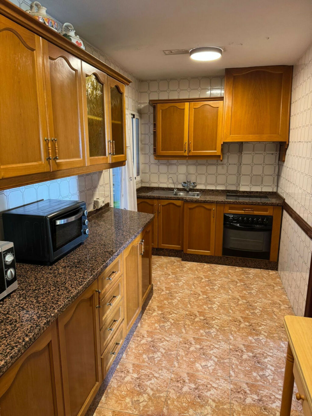 Middle Floor Apartment Torrevieja Alicante - image 4