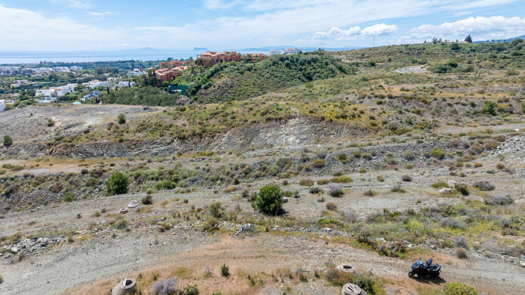 Residential Plot Benahavís Málaga - image 5