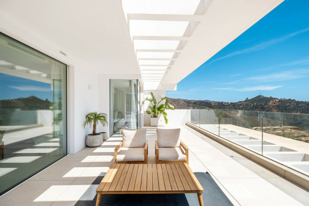 Penthouse Duplex Ojén Málaga - image 5