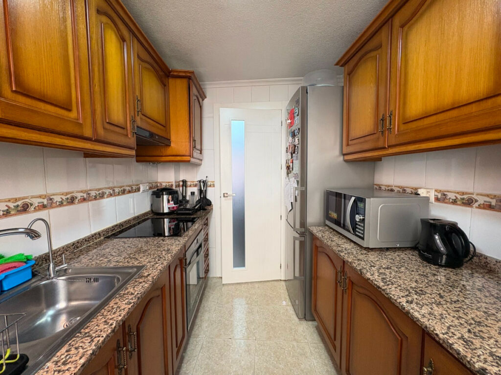 Ground Floor Apartment Torrevieja Alicante - image 5