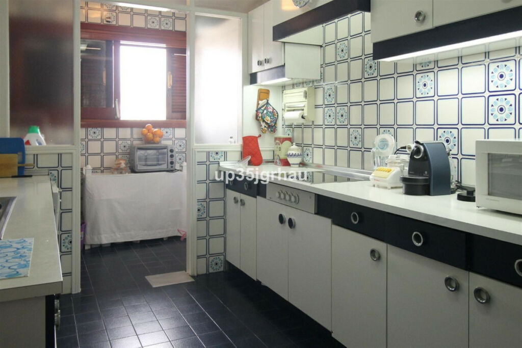 Penthouse Estepona Málaga - image 5