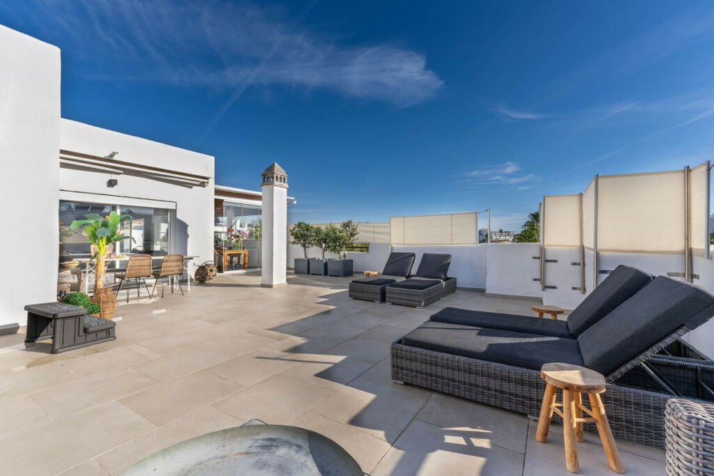 Penthouse Duplex Estepona Málaga - image 8