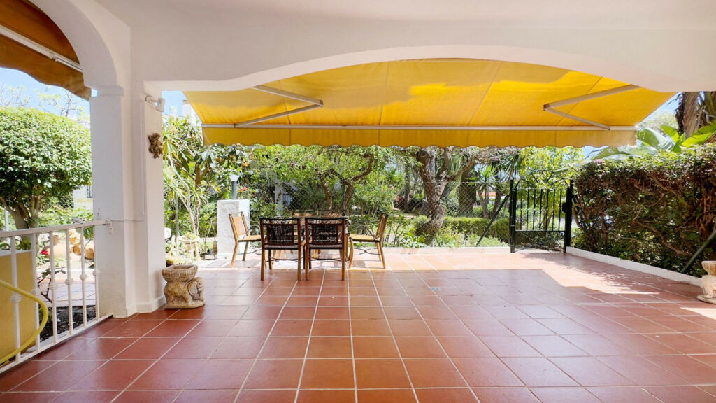 Ground Floor Apartment Marbella Málaga - image 5