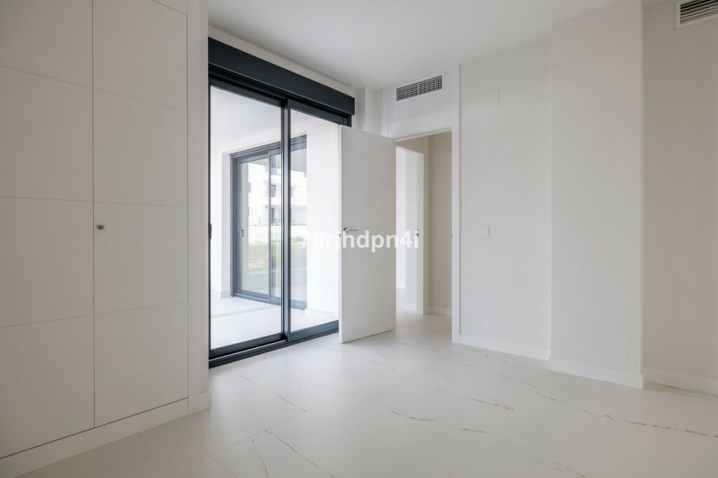 Ground Floor Apartment Casares Málaga - image 5