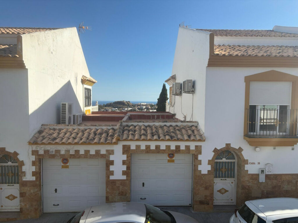 Townhouse Benalmadena Málaga - image 5
