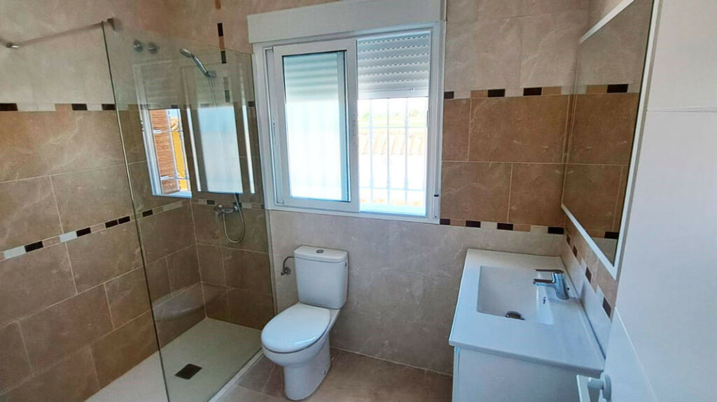 Detached Villa Catral Alicante - image 5