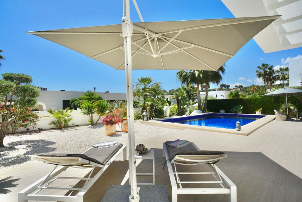 Detached Villa Moraira Alicante - image 6
