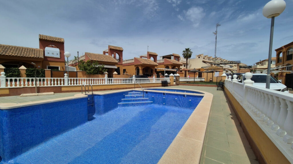 Detached Villa Torrevieja Alicante - image 5
