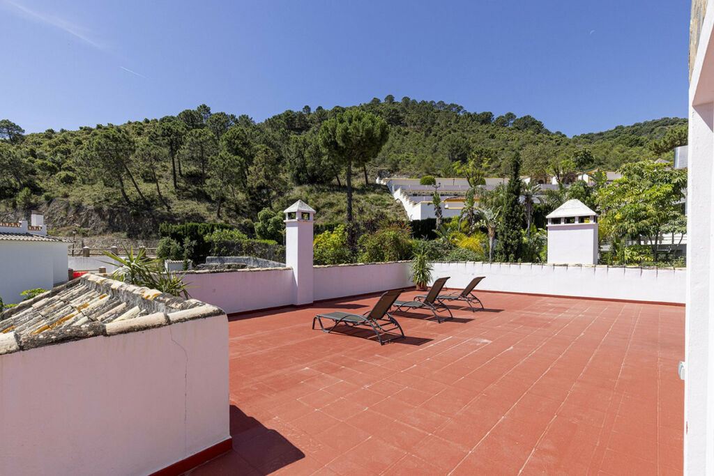 Detached Villa Benahavís Málaga - image 54