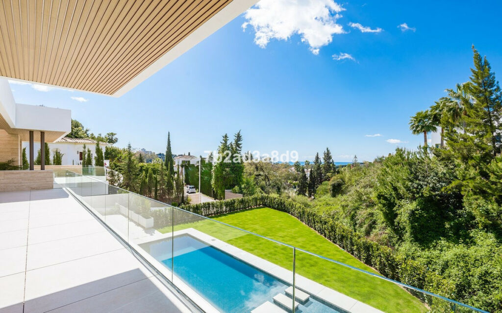 Detached Villa El Paraiso Málaga - image 53