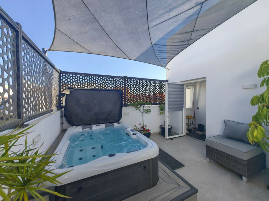 Detached Villa Estepona Málaga - image 55