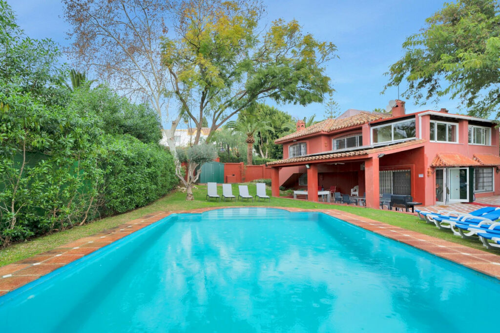 Detached Villa Elviria Málaga - image 55