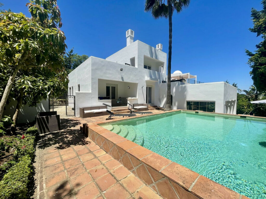 Detached Villa Sotogrande Cádiz - image 55