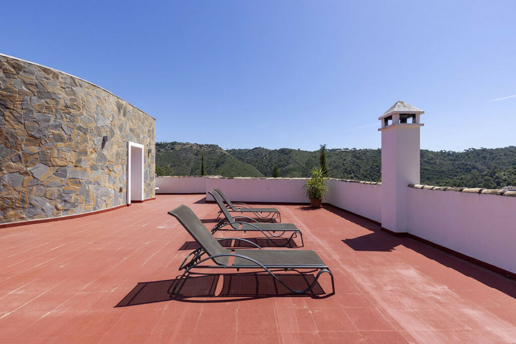 Detached Villa Benahavís Málaga - image 56