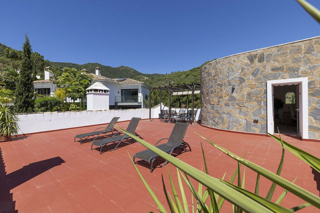 Detached Villa Benahavís Málaga - image 58