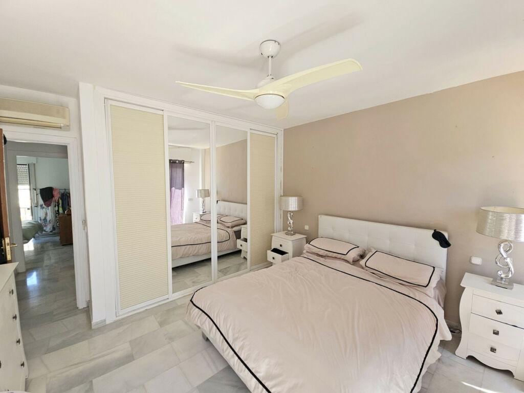 Semi-Detached House Atalaya Málaga - image 6