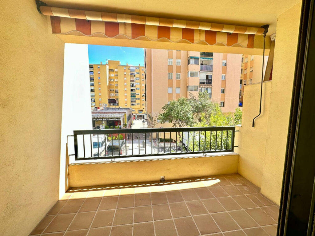 Middle Floor Apartment San Pedro de Alcántara Málaga - image 6