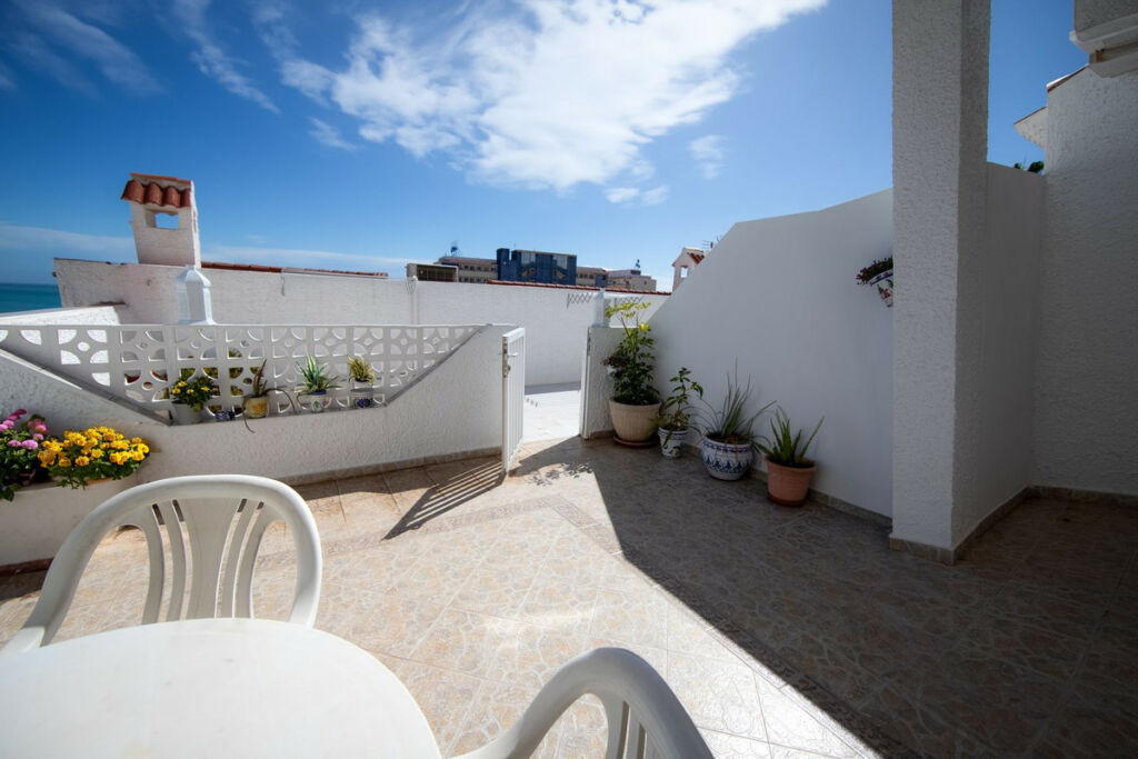 Ground Floor Apartment Torrevieja Alicante - image 6