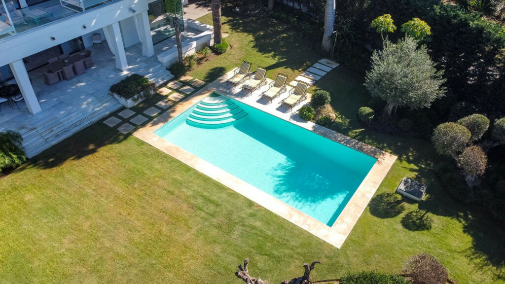 Detached Villa Hacienda Las Chapas Málaga - image 6
