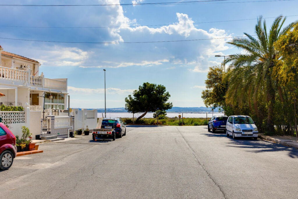 Duplex Torrevieja Alicante - image 6