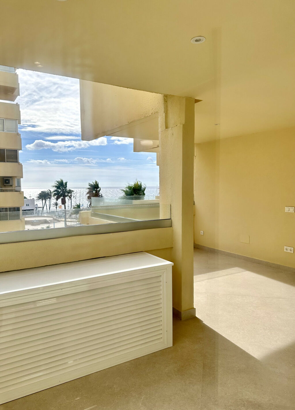 Middle Floor Apartment Marbella Málaga - image 6