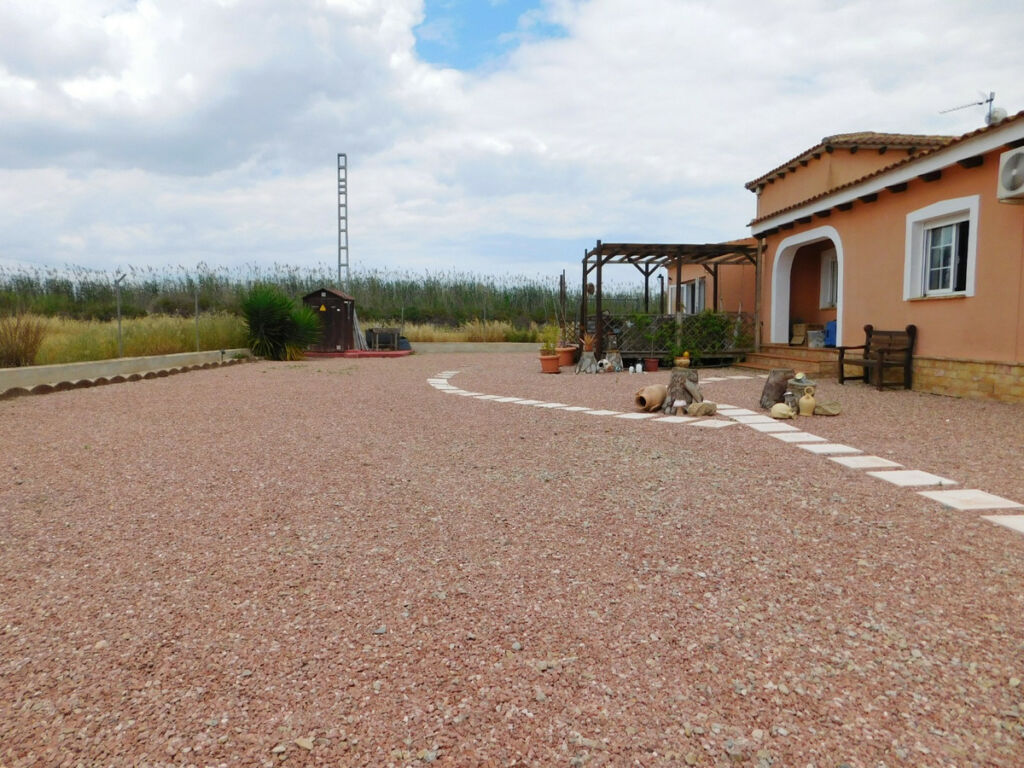 Detached Villa Dolores Alicante - image 6
