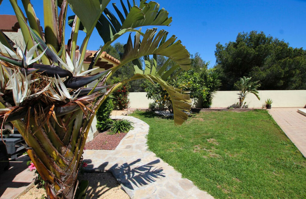 Detached Villa Calpe Alicante - image 6